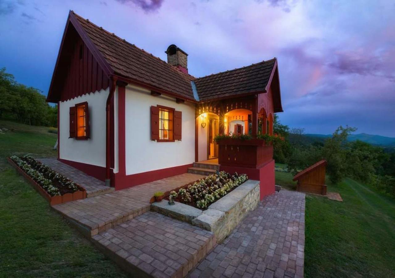 Lavanda Carasova Crasova Exterior photo